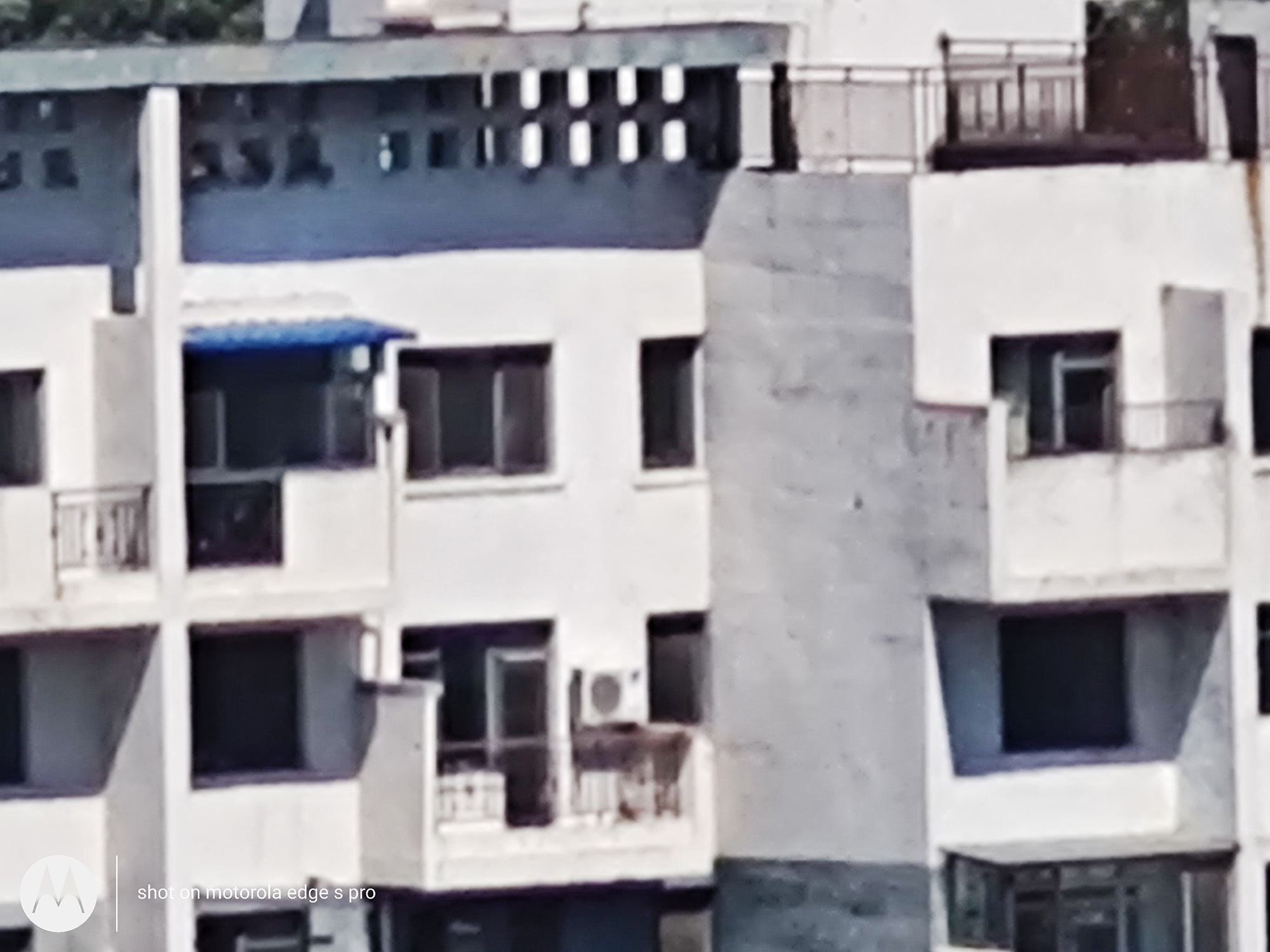 摩托罗拉edgespro混合变焦,摩托罗拉手机edgespro50倍变焦