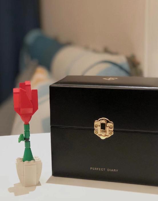 美宝莲为什么停产粉底液,国货之光和美宝莲