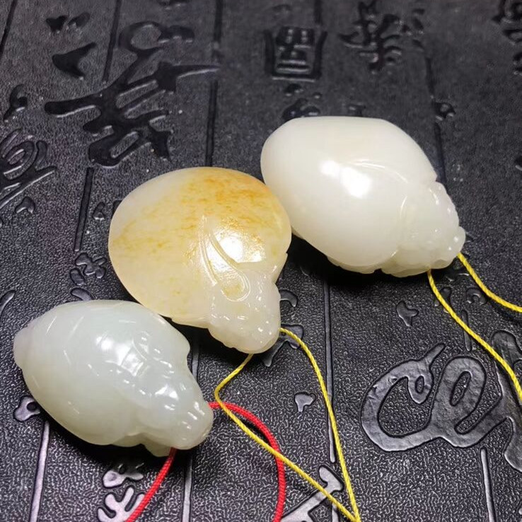 和田玉籽料抹油会变色吗,和田玉怎么把玩才会油