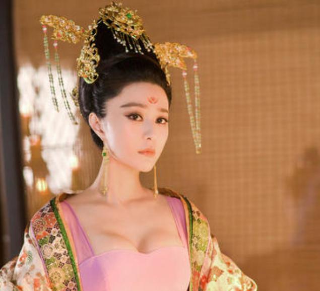 正史中杨贵妃是怎么死的,正史里杨贵妃是怎么死的