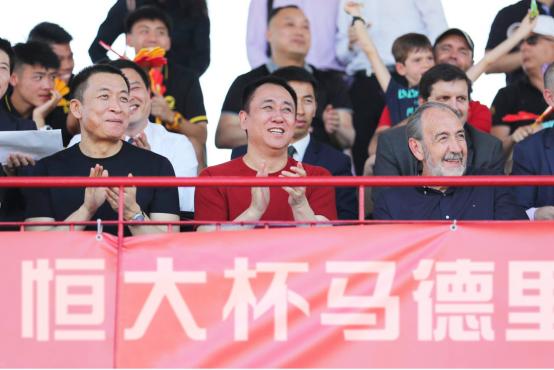 许家印张近东足球,许家印张近东交杯