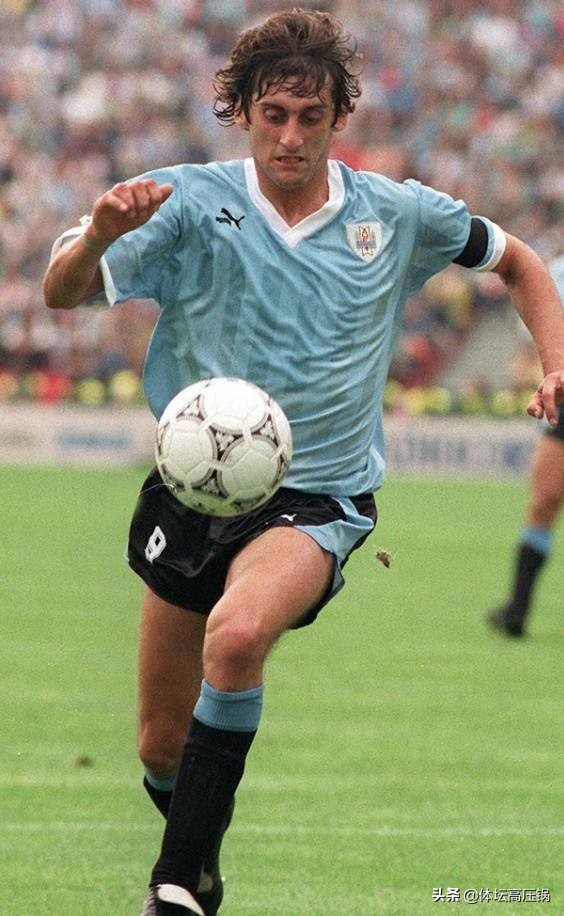 2010世界杯荷兰痛失冠军,1994年世界杯荷兰三剑客