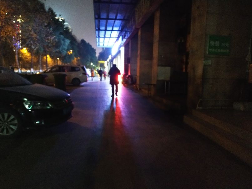 光谷上班的打工人,光谷软件园加班