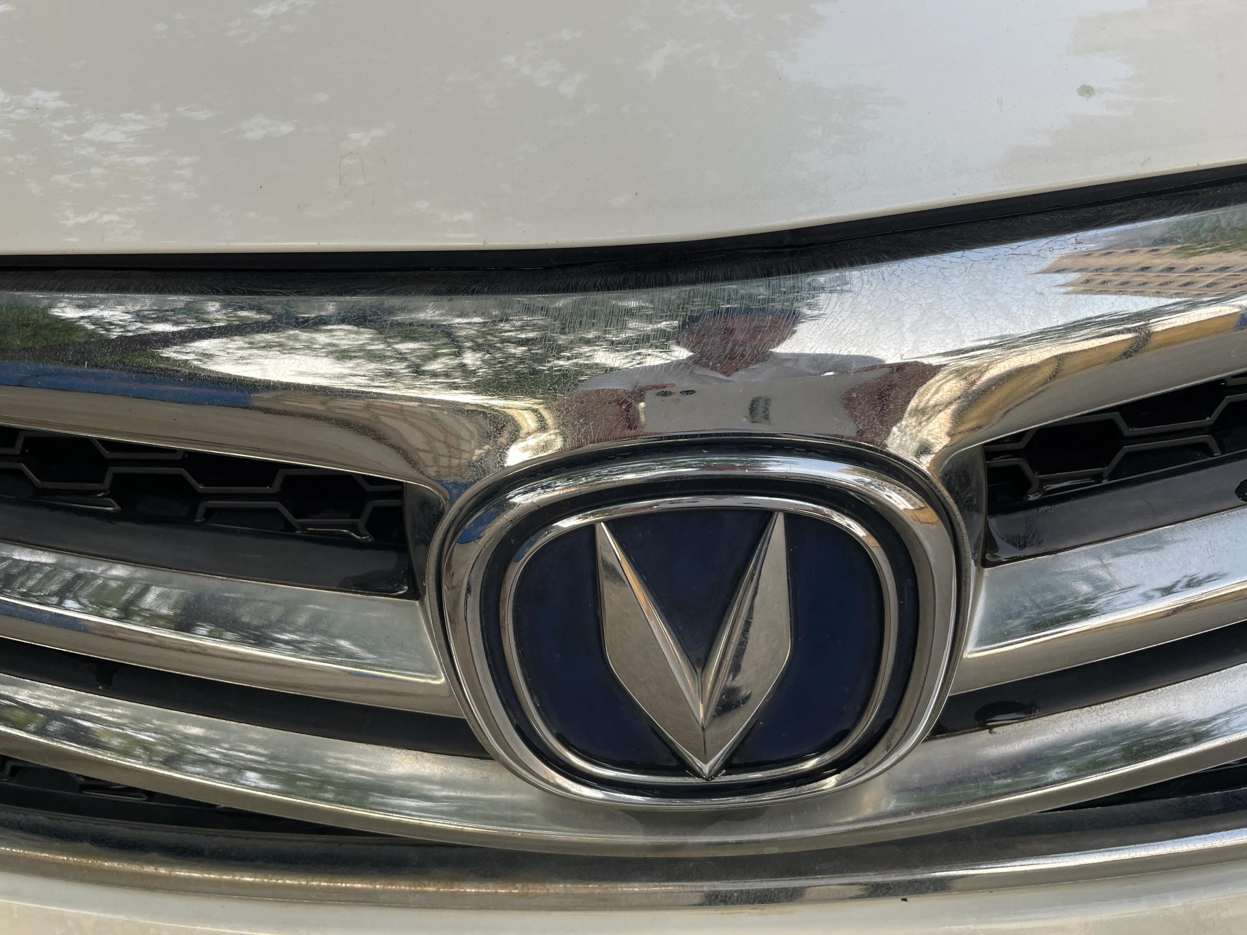 长安逸动经典款,18款逸动和19款逸动有什么区别