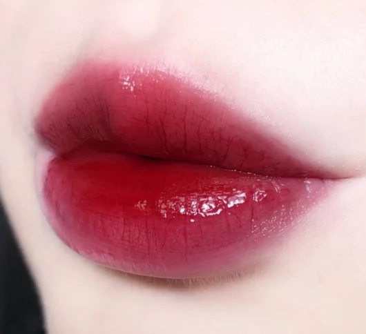 ysl唇釉617610,圣罗兰水光唇釉617和613