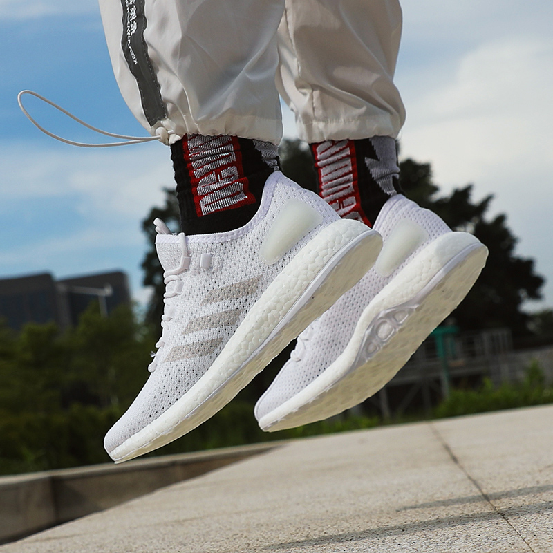 适合马拉松并且驾驭门槛低的跑鞋,2022公认脚感最好的10双马拉松跑鞋