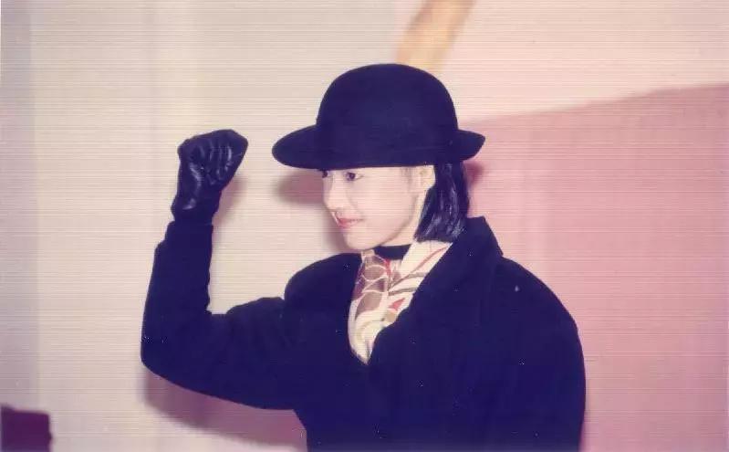 颜值巅峰的梅艳芳,29岁的梅艳芳