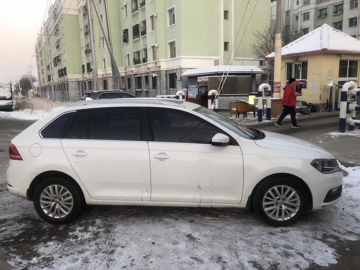 17款浩纳1.6自动豪华二手,17款浩纳1.6手动值多少钱