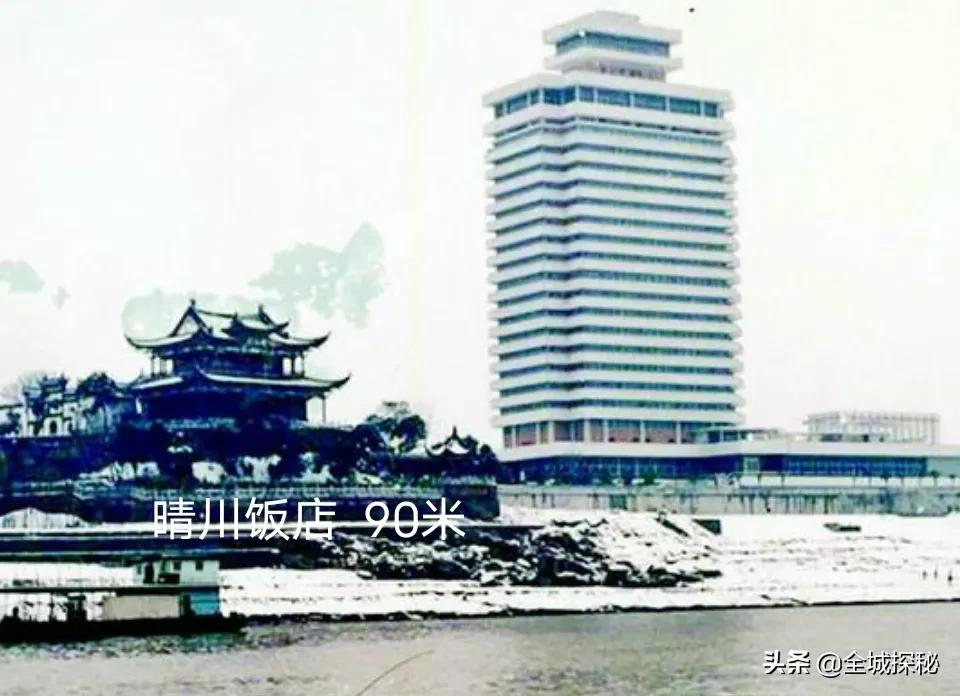 武汉地标摩天大楼总高度有几米,武汉111层475米摩天大楼何时完工