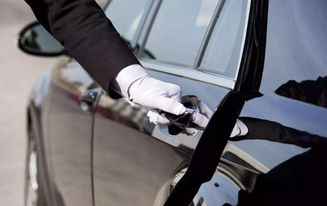 加价埃尔法值得购买么,加价买雷克萨斯的人脑子有问题吗