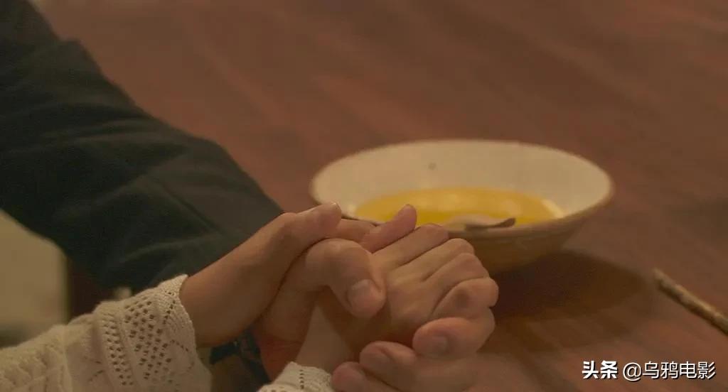 泪目！父亲离世后，她用爱和释怀，治愈了每一个过路人...