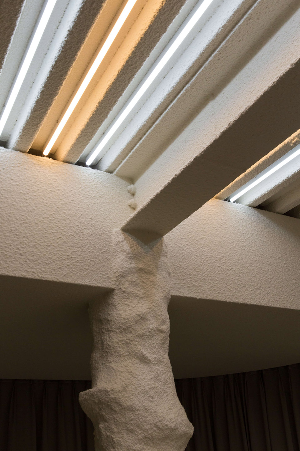 AnderssonBell旗舰店,首尔/CreativeStudioUnravel