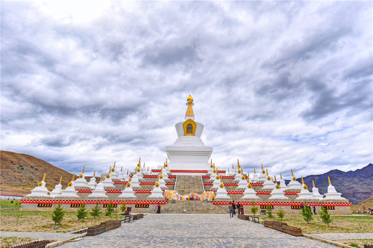 去一次西藏歌曲,圣洁甘孜之旅