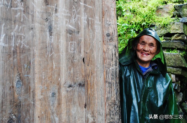 60多岁欠信用社钱无力偿还怎么办,六十岁以上老人欠债没钱还怎么办