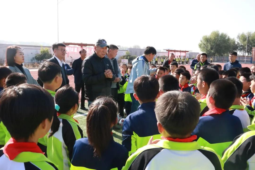 厉害了!全国著名足球人来朝阳了