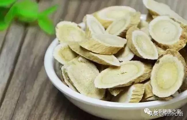 黄芪泡水喝六种人不能喝什么,黄芪泡水可用于哪些疾病