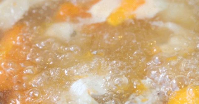 宝安人的顺德饭堂，生蚝用木桶蒸，还加黑松露