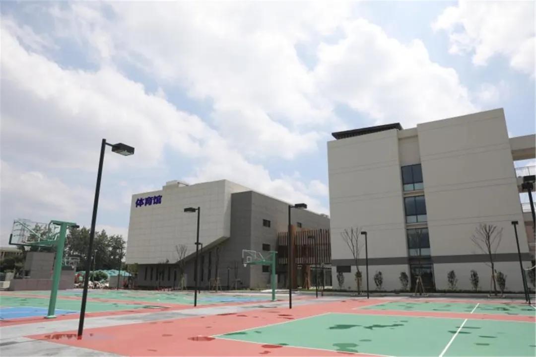 高品质、现代化、获领导肯定，这所小学要办人民满意的教育