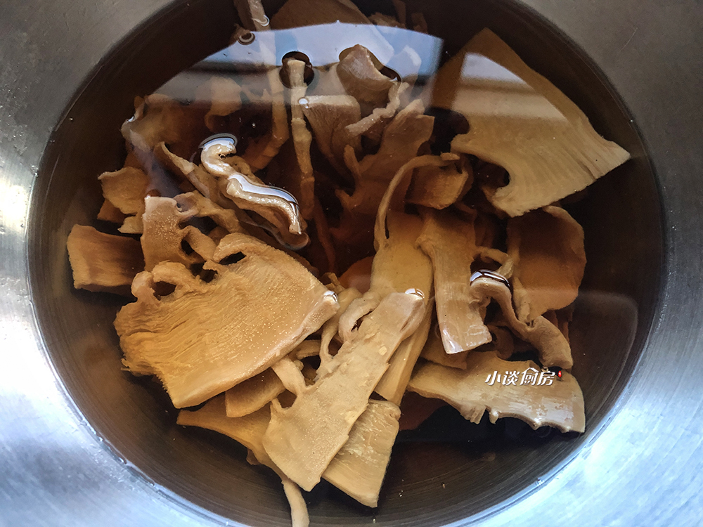 市场上买的笋干怎么泡发,如何快速泡发笋干