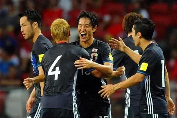 看看日本足球是怎样走向辉煌的,为什么这几年日本足球变强了