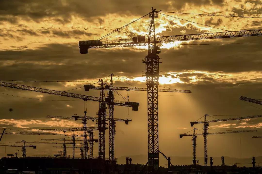 龙泉山山顶看美景,美丽的龙泉山