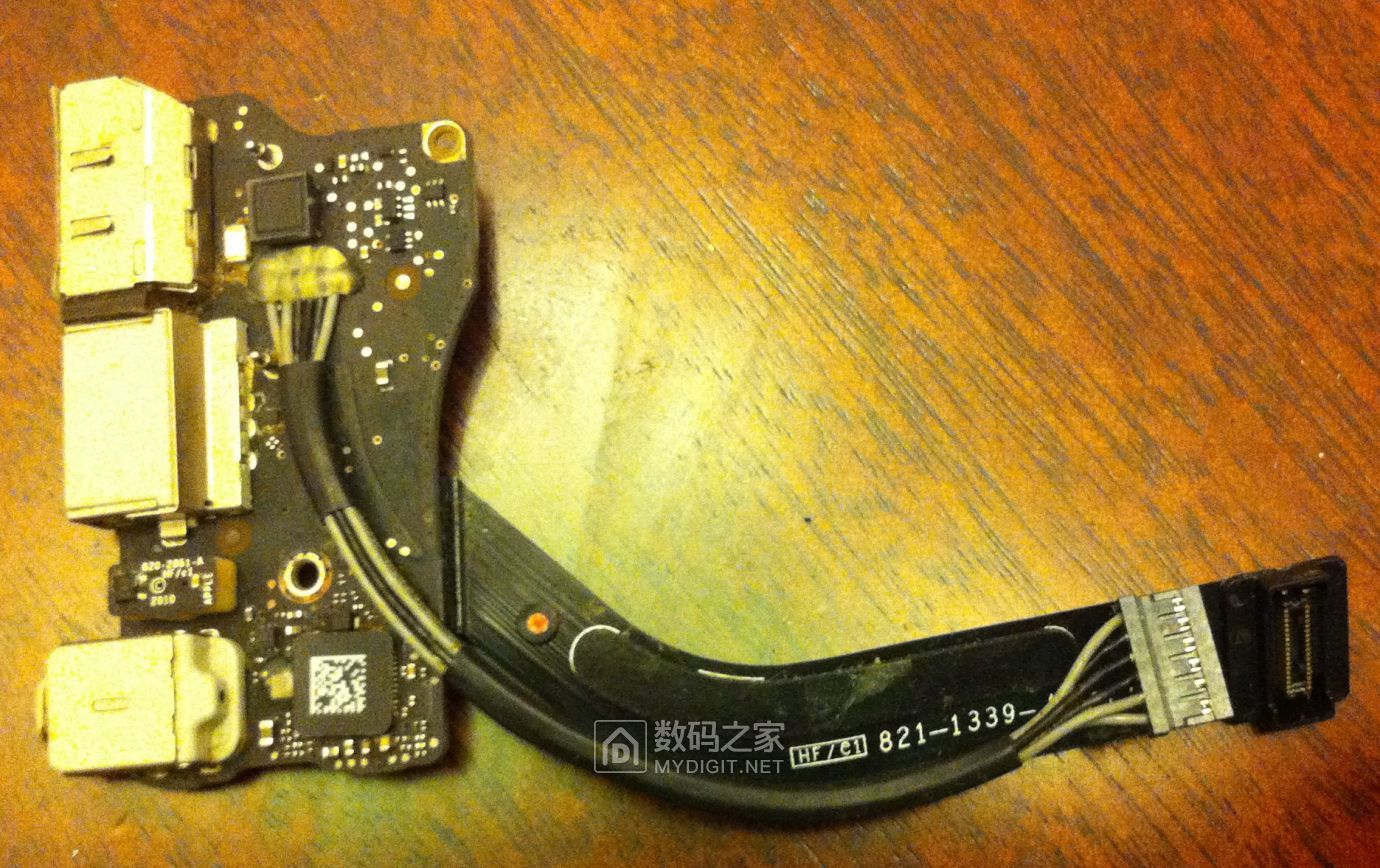 苹果笔记本macbookair7999,苹果笔记本11.6寸macbookaira1370