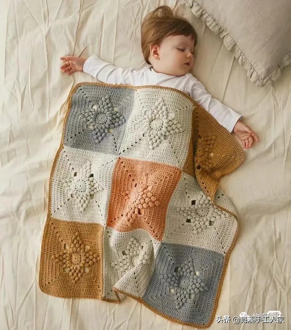 剩下的毛线钩织的小毛毯视频,毛线钩针编织斜纹彩虹毯子