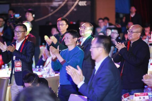 如何走出人生低谷,怎样走出人生低谷的三个方法