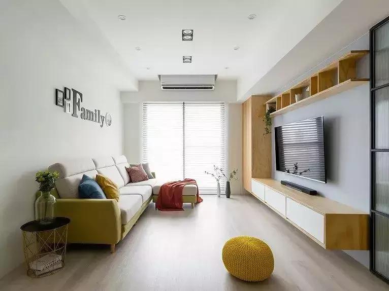 客厅窄选什么样的电视柜,法式极简电视背景高柜与矮柜组合