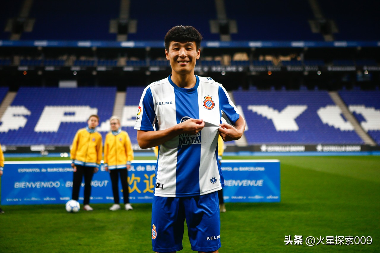 武磊和梅西谁更强,韩国梅西李升佑身价