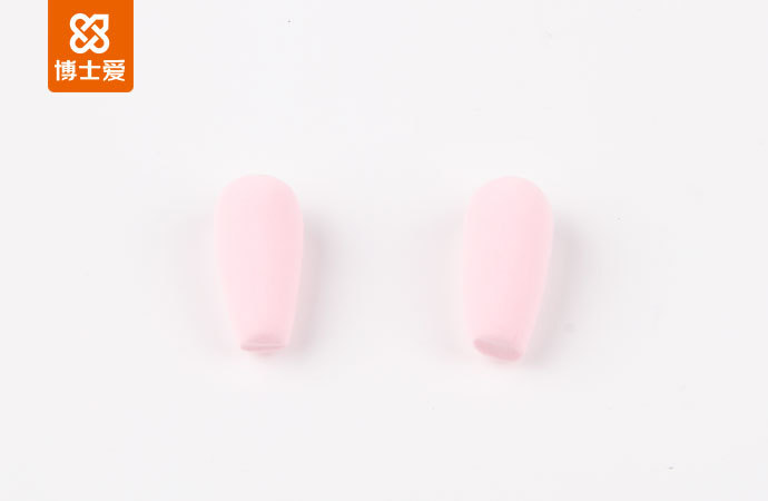 小了白了兔，红了又了红~超萌小红兔，保证萌化你的心！