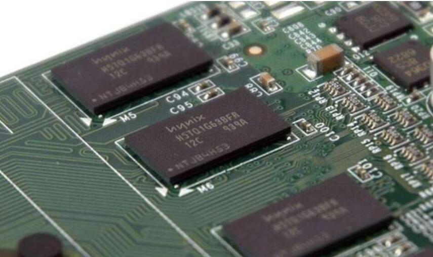 显卡是显存重要还是频率重要,显卡位宽和显存谁重要