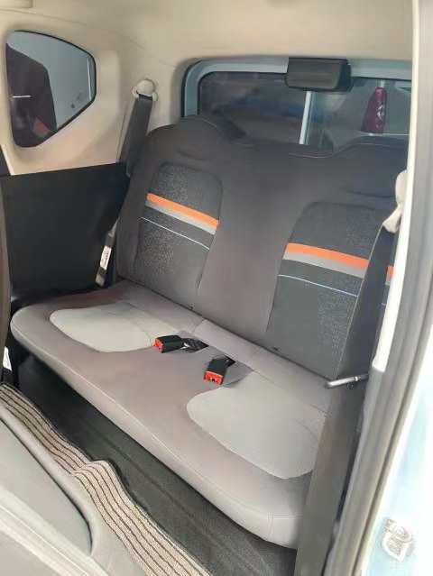 五菱宏光minievgameboy价格,人民的代步车五菱宏光miniev