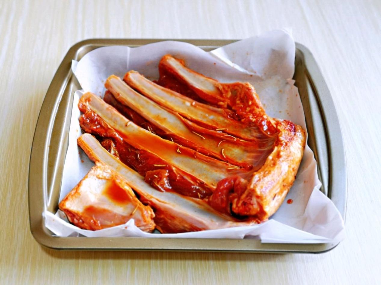 烤箱烤奥尔良味羊排视频教程,空气炸锅奥尔良烤羊排的家常做法