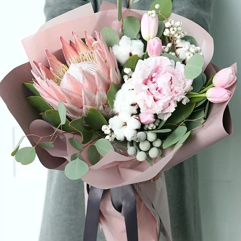 以香槟玫瑰为主的韩式花束,清新柔和治愈系韩式花束