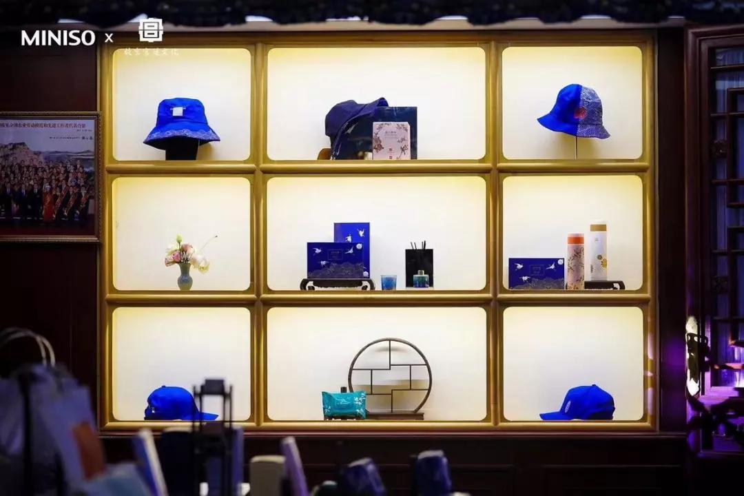 一杯奶茶能获利多少钱,一杯奶茶店能赚多少钱