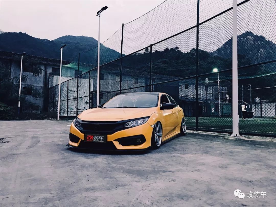 第10代思域亮点,战斗气息的10代思域