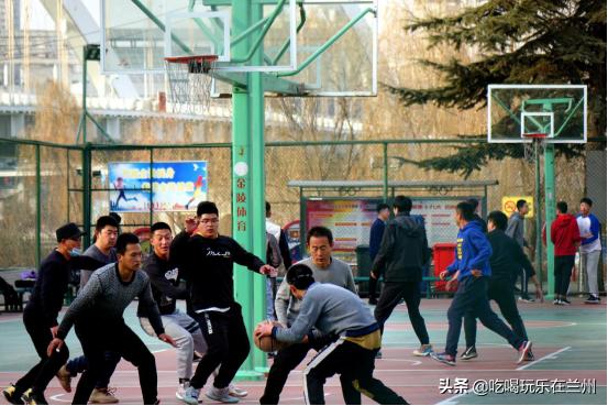 兰州体育公园全民健身运动会,数九寒天体育