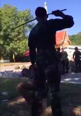 泰国抽签征兵现场美女,泰国征兵现场女生