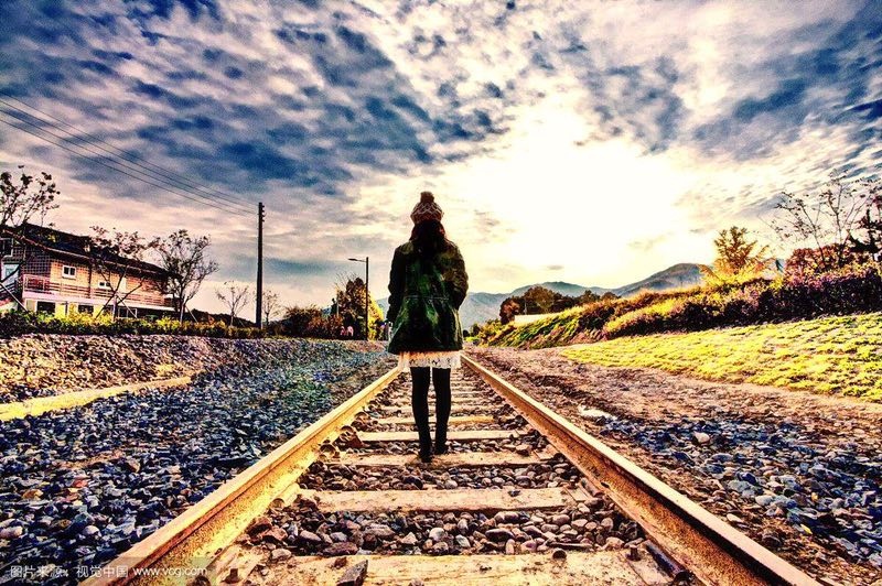 确认过眼神的歌词,确认过眼神的原声