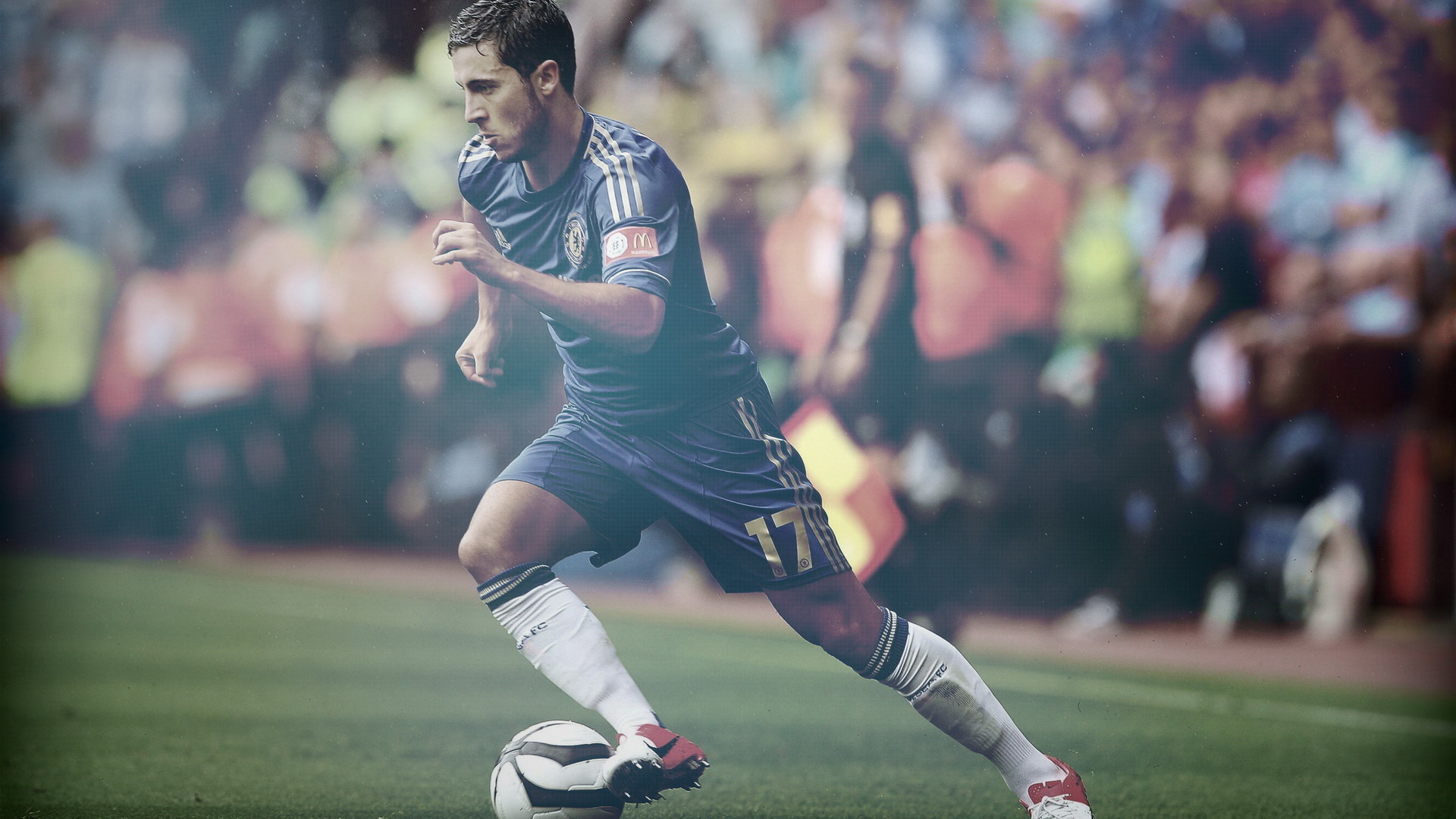 ipad壁纸全屏高清4k足球,足球高清壁纸c罗无水印