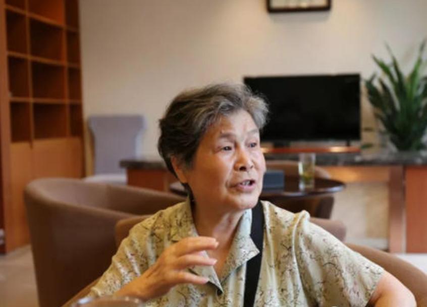 首颗原*弹子**基地的唯一私照:四位来自上海的姑娘,后来发展怎样?