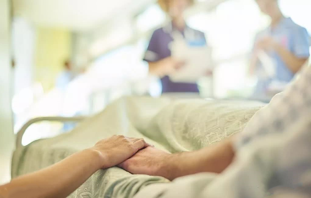 亲人去世之前几天有什么征兆,亲人去世前会有什么征兆吗