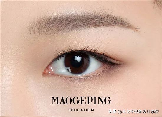 内双化眼妆使眼睛变大有神,眼妆怎样画得好看显得有神内双