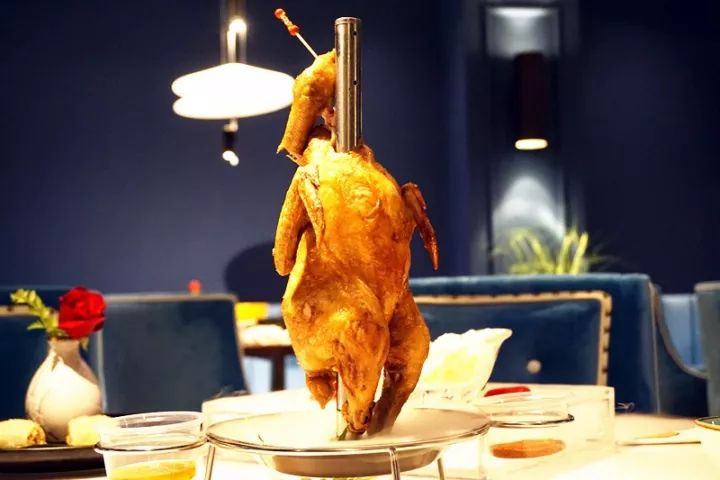 年底聚餐怎么选地方,年底聚会去哪里找菜