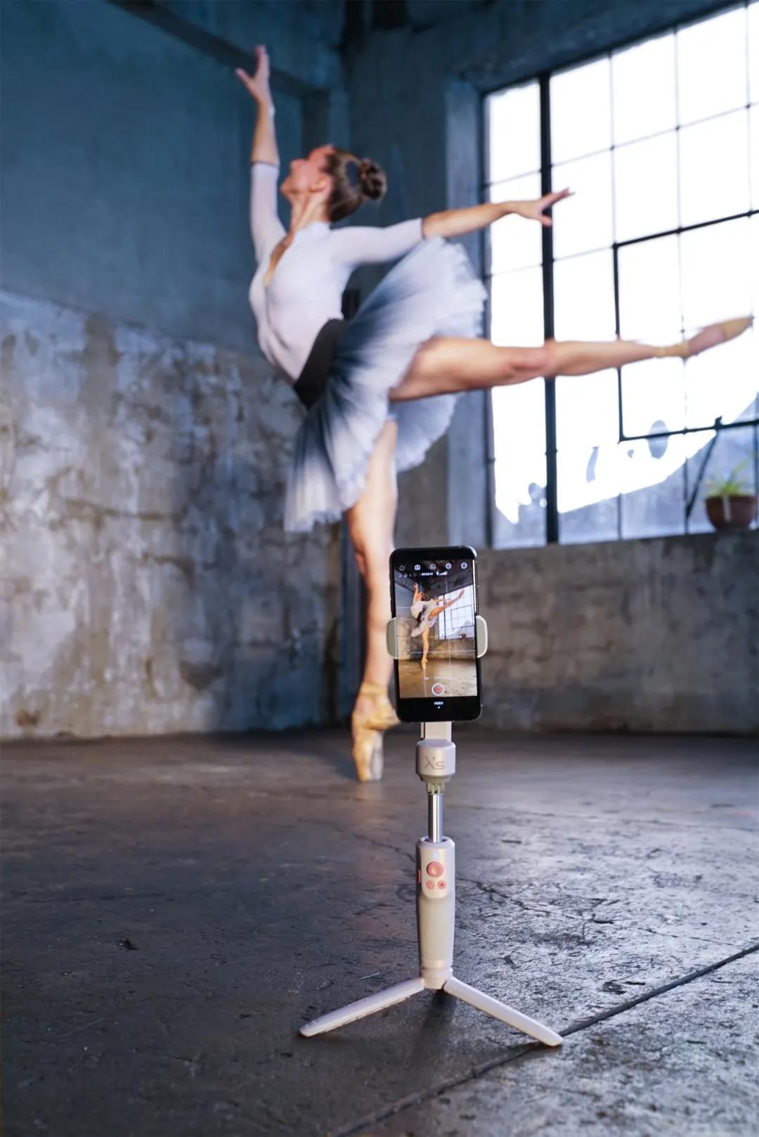 最适合拍vlog的设备手持自拍杆,拍vlog最好的自拍杆