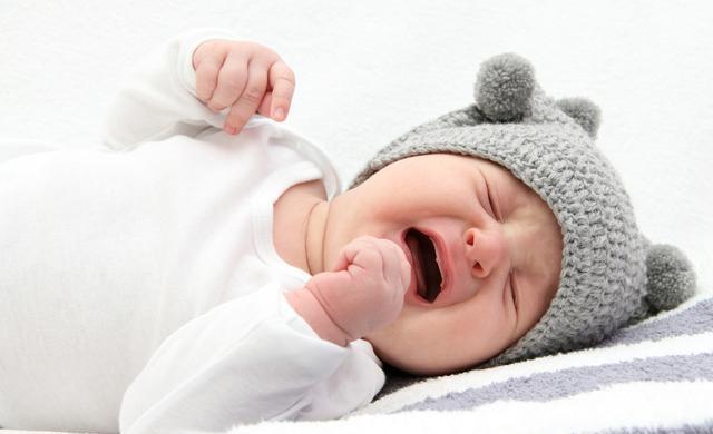 宝宝老是闹觉是怎么回事,宝宝闹觉的原因及解决办法