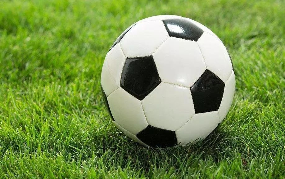 足球的本质是什么,足球的基本原理是什么