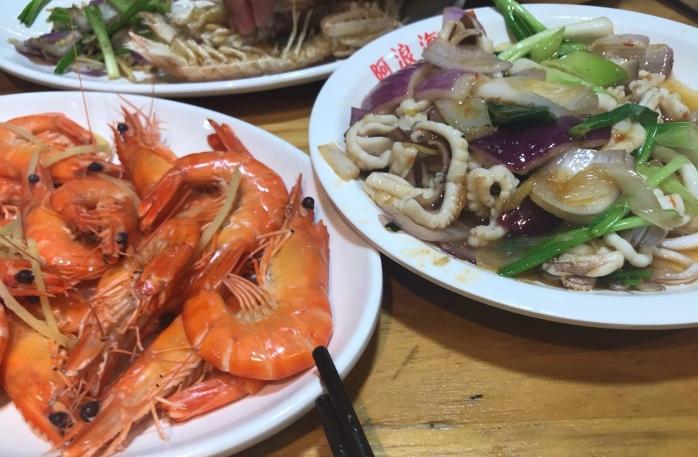 带最爱的人去吃美食,和最爱的人去哪里好玩