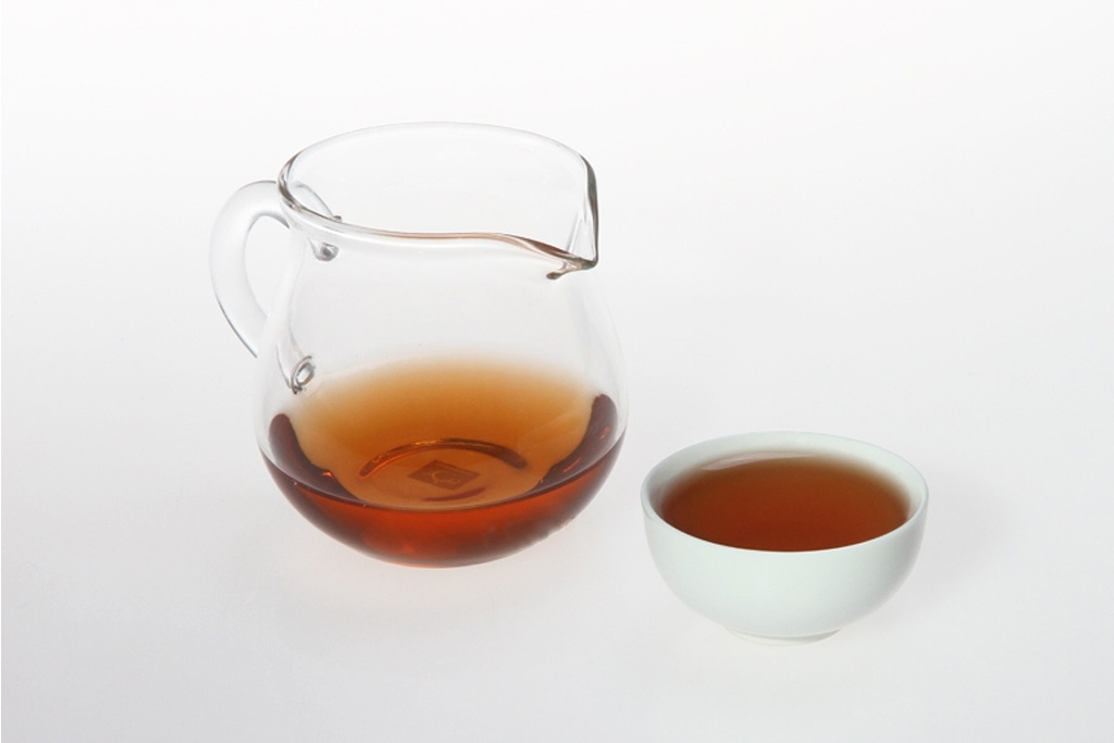 大益茶1901蜜韵的专家品鉴,2006年大益沱茶v93熟茶价格